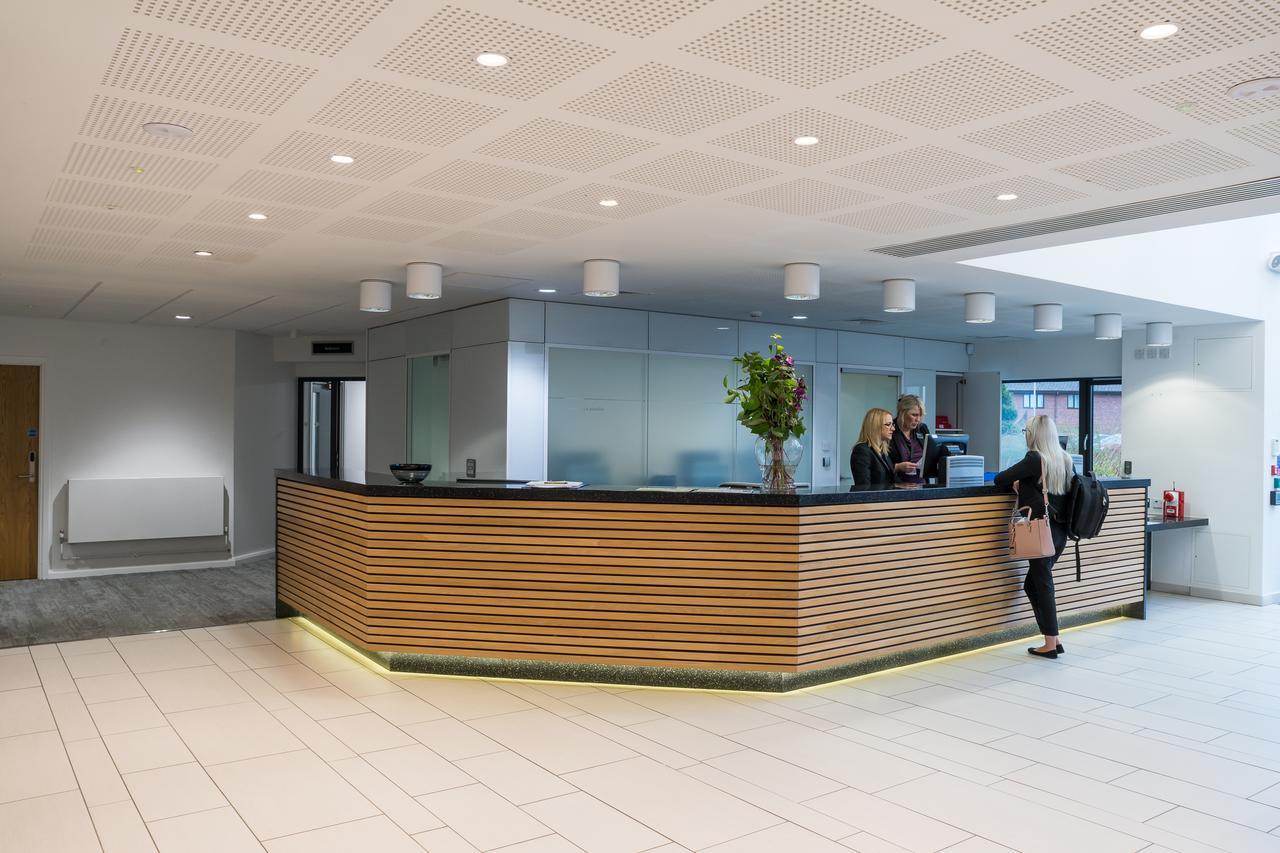 Готель Warwick Conferences - Radcliffe Tile Hill Екстер'єр фото