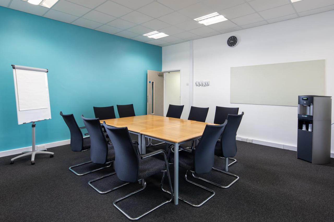 Готель Warwick Conferences - Radcliffe Tile Hill Екстер'єр фото